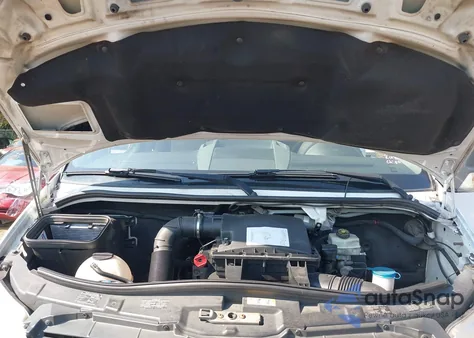 2016 Mercedes-Benz Sprinter 2500 High Roof/High Roof from USA, damaged, VIN WD3PE8DD0GP240754